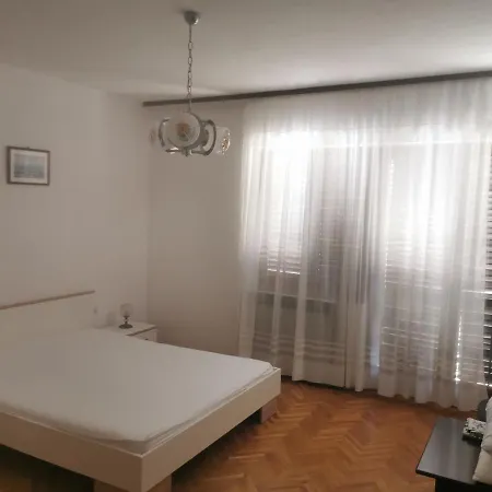 Novak Apartment *